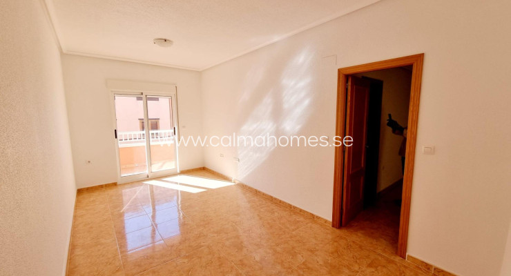 Apartment - Sprzedaż - Torrevieja - Calas blanca