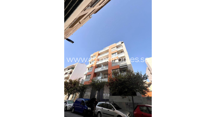 Apartment - Sprzedaż - Torrevieja - Centro