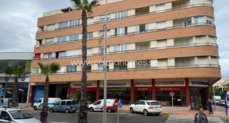 Apartment - Sprzedaż - Torrevieja - Centro