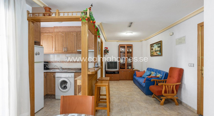 Apartment - Sprzedaż - Torrevieja - La Mata
