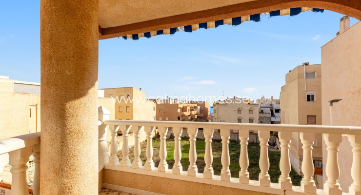 Apartment - Sprzedaż - Torrevieja - La Mata