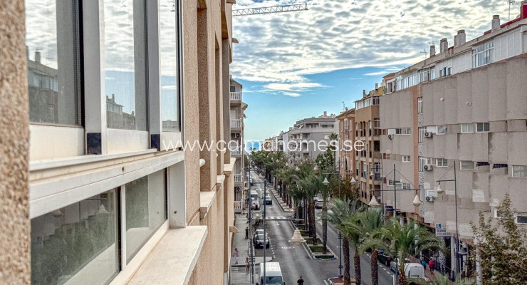 Apartment - Sprzedaż - Torrevieja - Playa del Cura