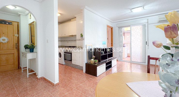 Apartment - Sprzedaż - Torrevieja - Playa del Cura