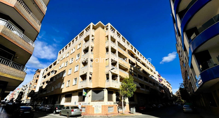 Apartment - Sprzedaż - Torrevieja - Playa del Cura