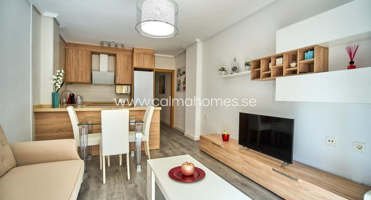 Apartment - Sprzedaż - Torrevieja - Playa del Cura