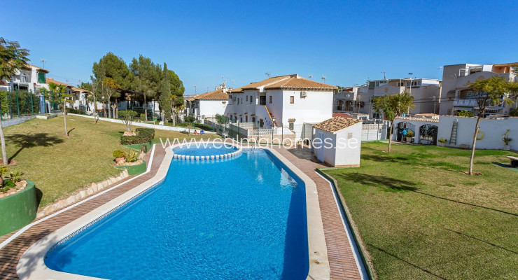 Bungalow - Resale - Torrevieja - Lago jardin