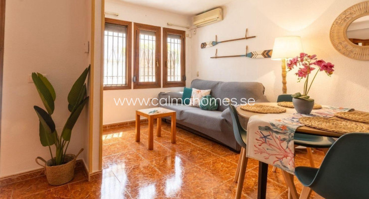 Bungalow - Sprzedaż - Torrevieja - La Mata
