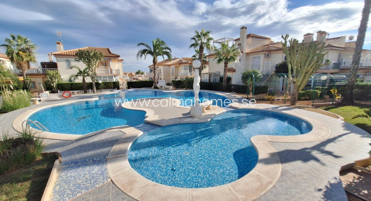 Bungalow - Sprzedaż - Torrevieja - Los Balcones - Los Altos del Edén
