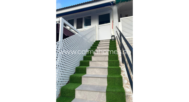 Bungalow - Sprzedaż - Torrevieja - Nueva Torrevieja