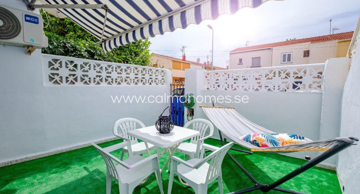 Bungalow - Sprzedaż - Torrevieja - Playa de Los Naufragos