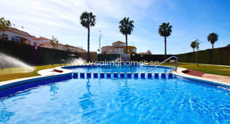 Bungalow - Sprzedaż - Torrevieja - Torretas