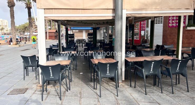 Commercial Unit - Sprzedaż - Torrevieja - Playa del Cura
