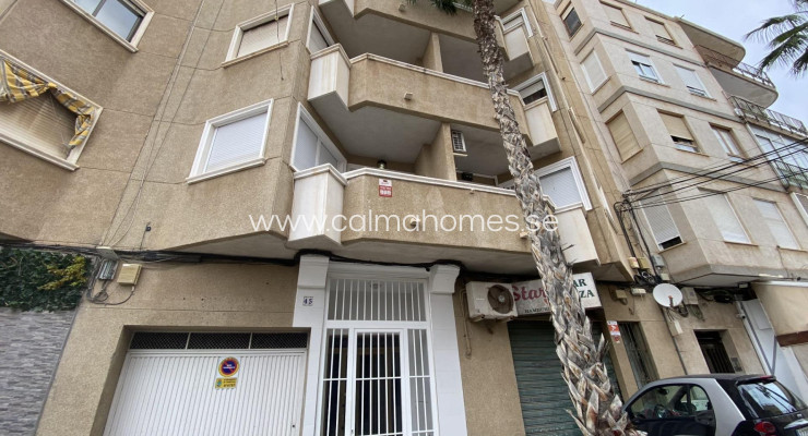 Flat - Sprzedaż - Torrevieja - Paseo maritimo