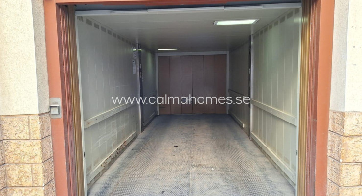 Garage - Long time Rental - Torrevieja -
                Playa del Cura