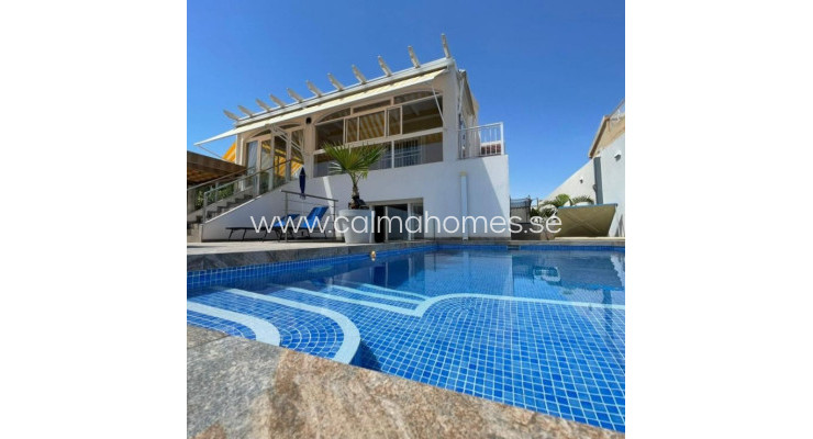 House - Resale - Los Altos -
                Los Altos