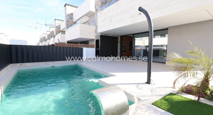 Villa - Sprzedaż - Los Alcázares - Santa Rosalía
