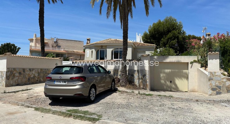 Villa - Sprzedaż - Orihuela Costa - Lomas de Cabo Roig