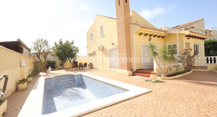Villa - Sprzedaż - Orihuela Costa - Playa Flamenca