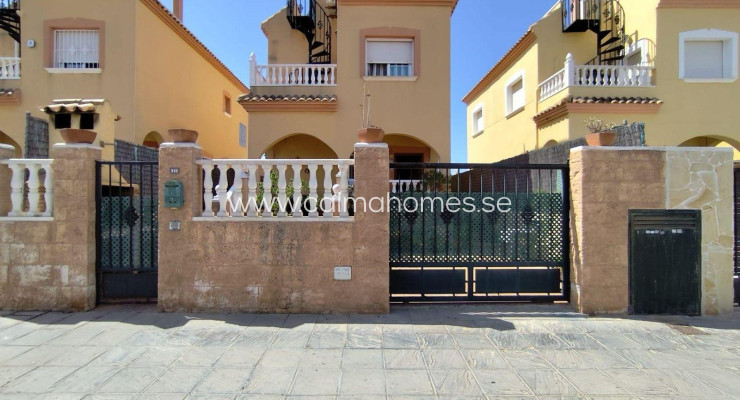 Villa - Sprzedaż - Torrevieja - Aguas nuevas 2