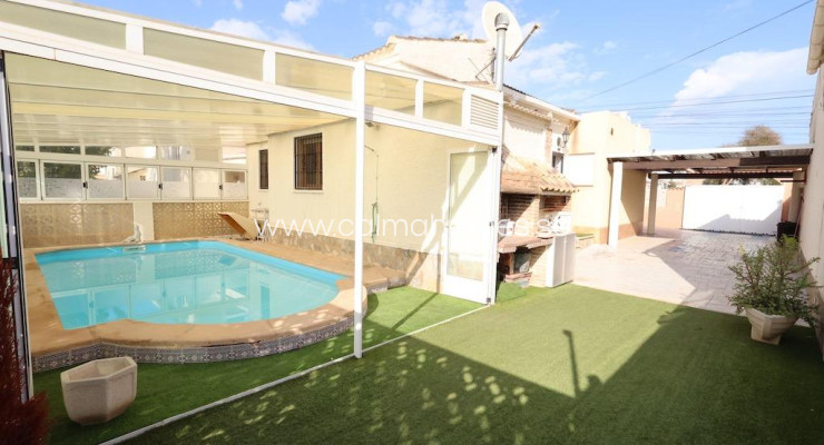 Villa - Sprzedaż - Torrevieja - La Siesta - El Salado - Torreta