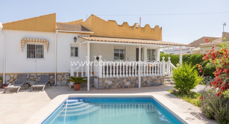 Villa - Sprzedaż - Torrevieja - La siesta