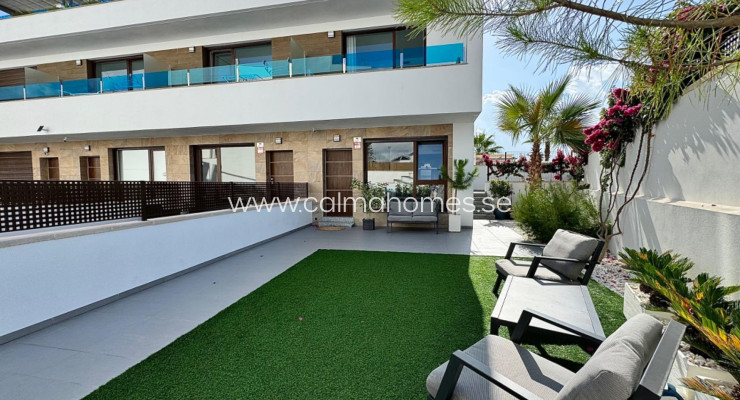 Villa - Sprzedaż - Torrevieja - Los Altos