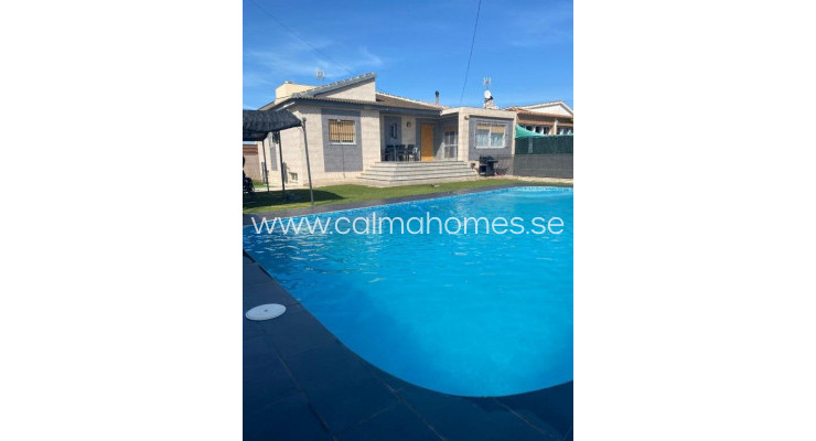 Villa - Sprzedaż - Torrevieja - Los Balcones