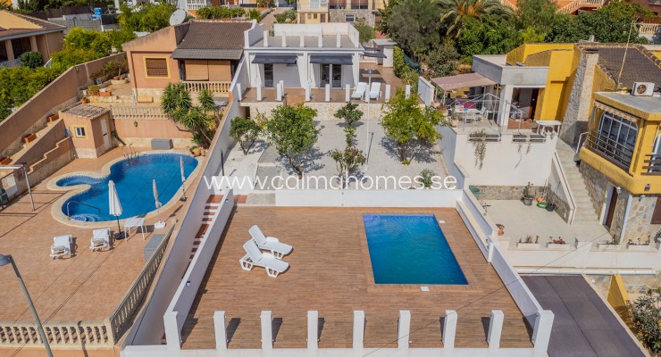 Villa - Sprzedaż - Torrevieja - Los Balcones
