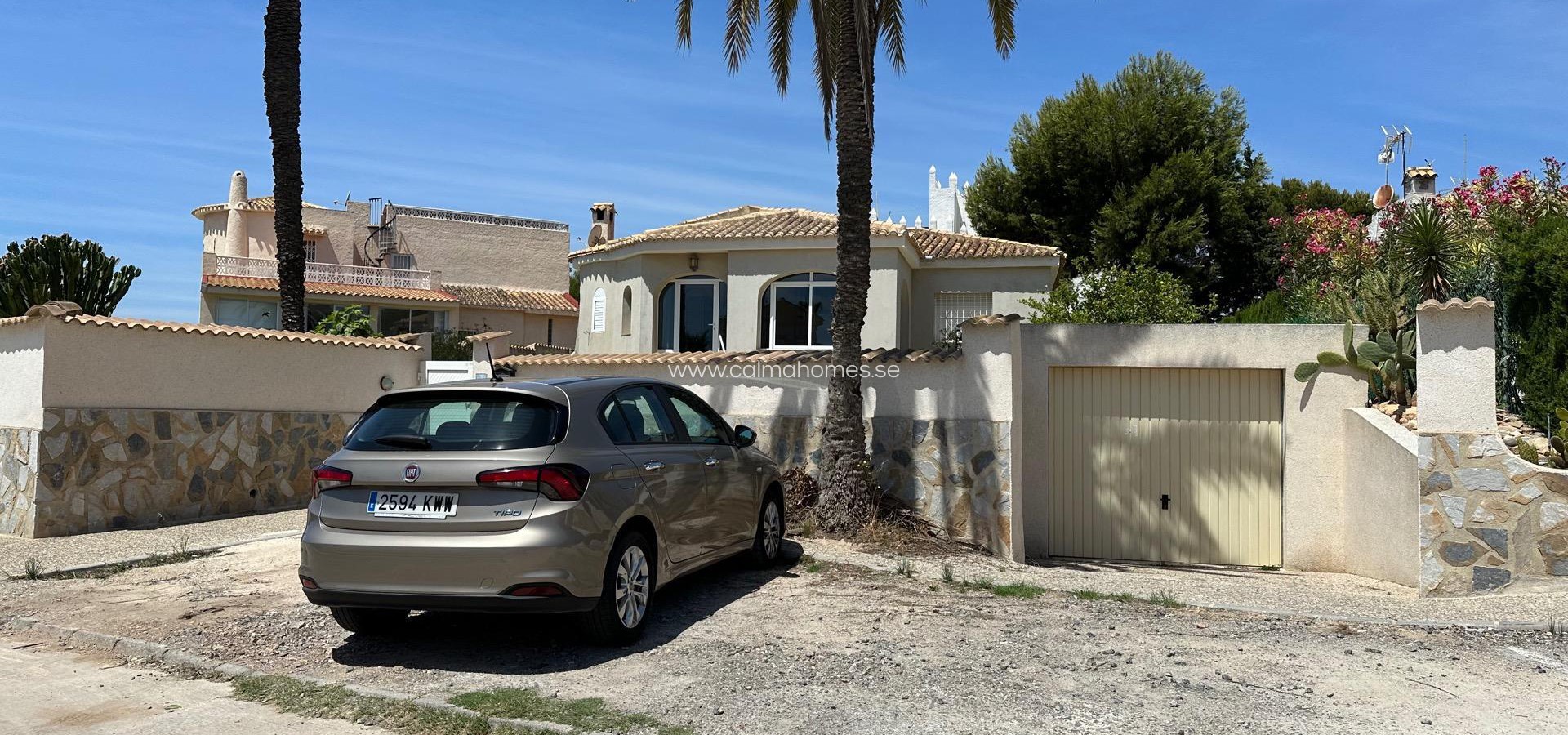 Resale - Villa -
Orihuela Costa - Lomas de Cabo Roig