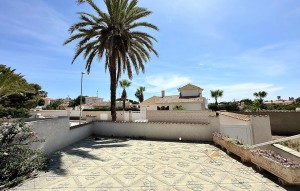 Resale - Villa -
Orihuela Costa - Lomas de Cabo Roig