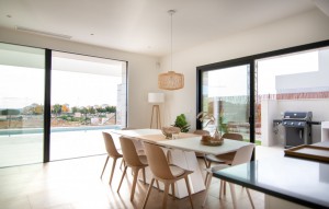 Venta - Villa -
Los Montesinos