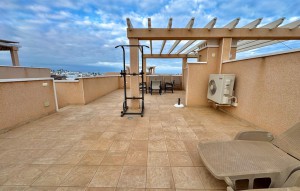 Resale - Takvåning -
Torrevieja - Punta Prima
