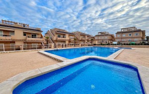 Resale - Takvåning -
Torrevieja - Punta Prima