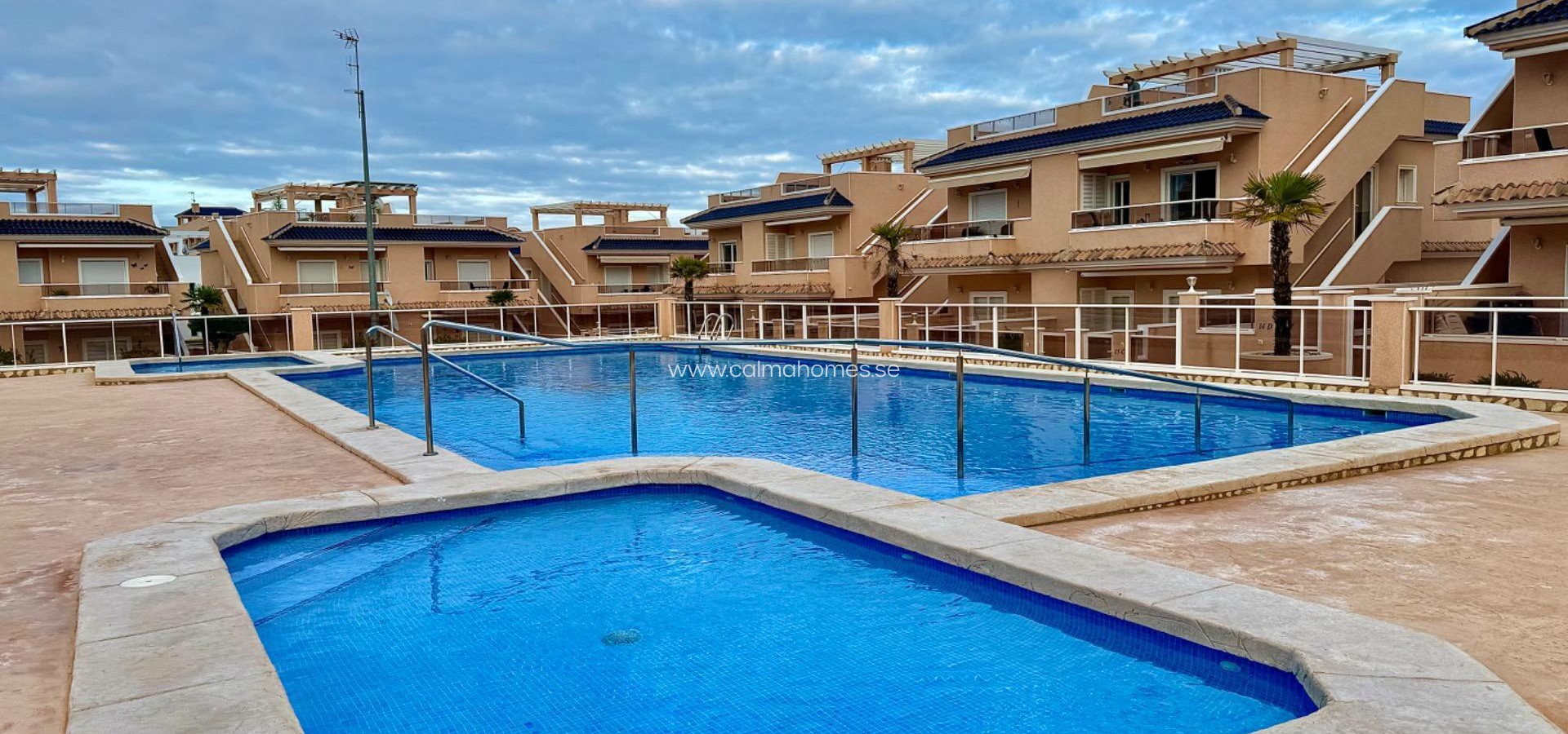 Resale - Takvåning -
Torrevieja - Punta Prima