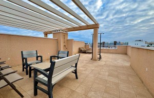 Resale - Takvåning -
Torrevieja - Punta Prima