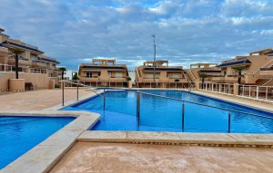Resale - Takvåning -
Torrevieja - Punta Prima