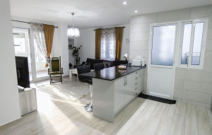 Venta - Apartment -
Torrevieja