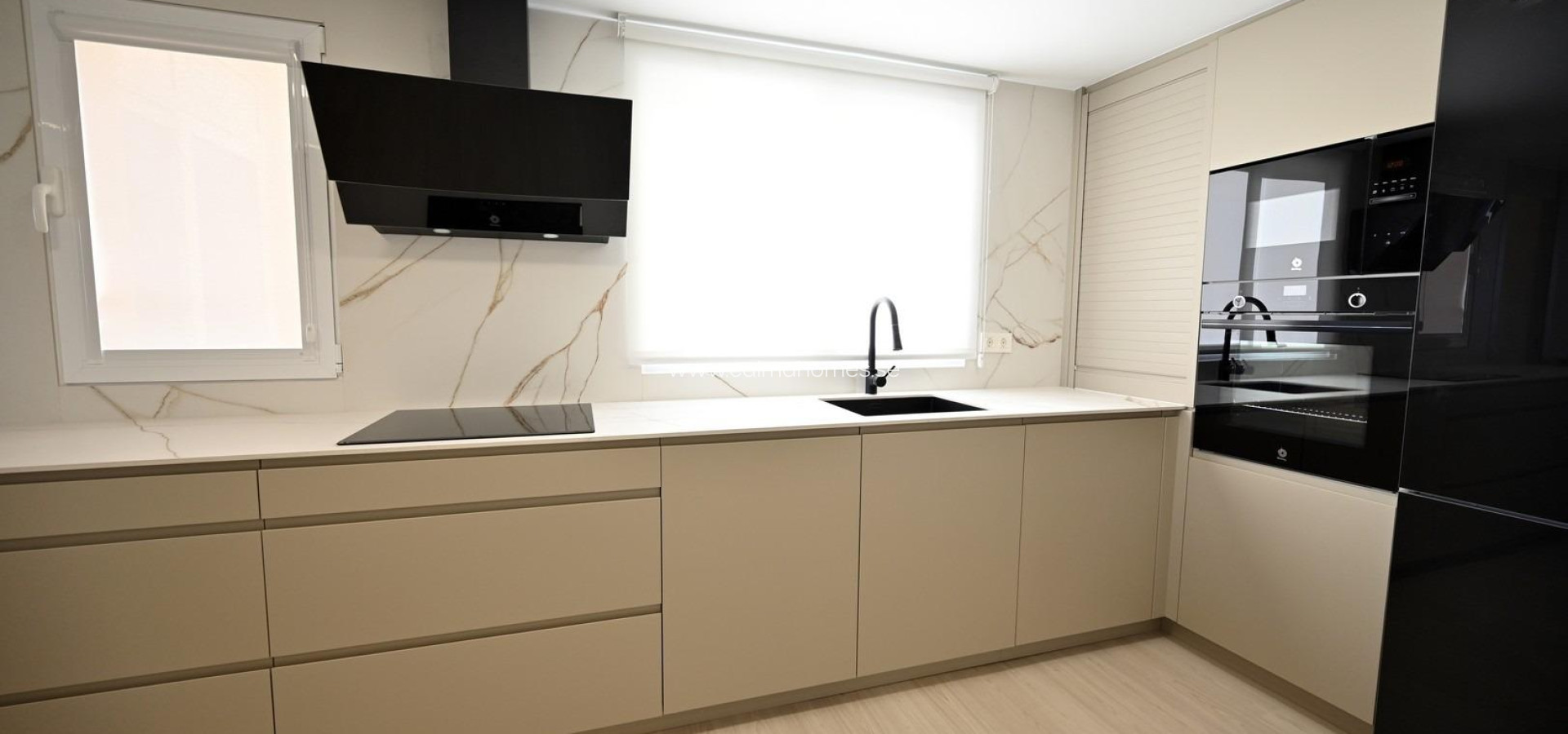 Sprzedaż - Apartment -
Torrevieja