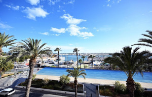 Sprzedaż - Apartment -
Torrevieja