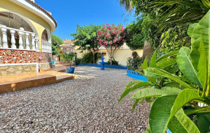 Sale - Villa -
Ciudad Quesada
