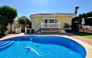 Sale - Villa -
Ciudad Quesada