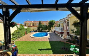 Sale - Villa -
Ciudad Quesada