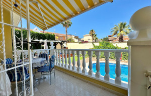 Sale - Villa -
Ciudad Quesada