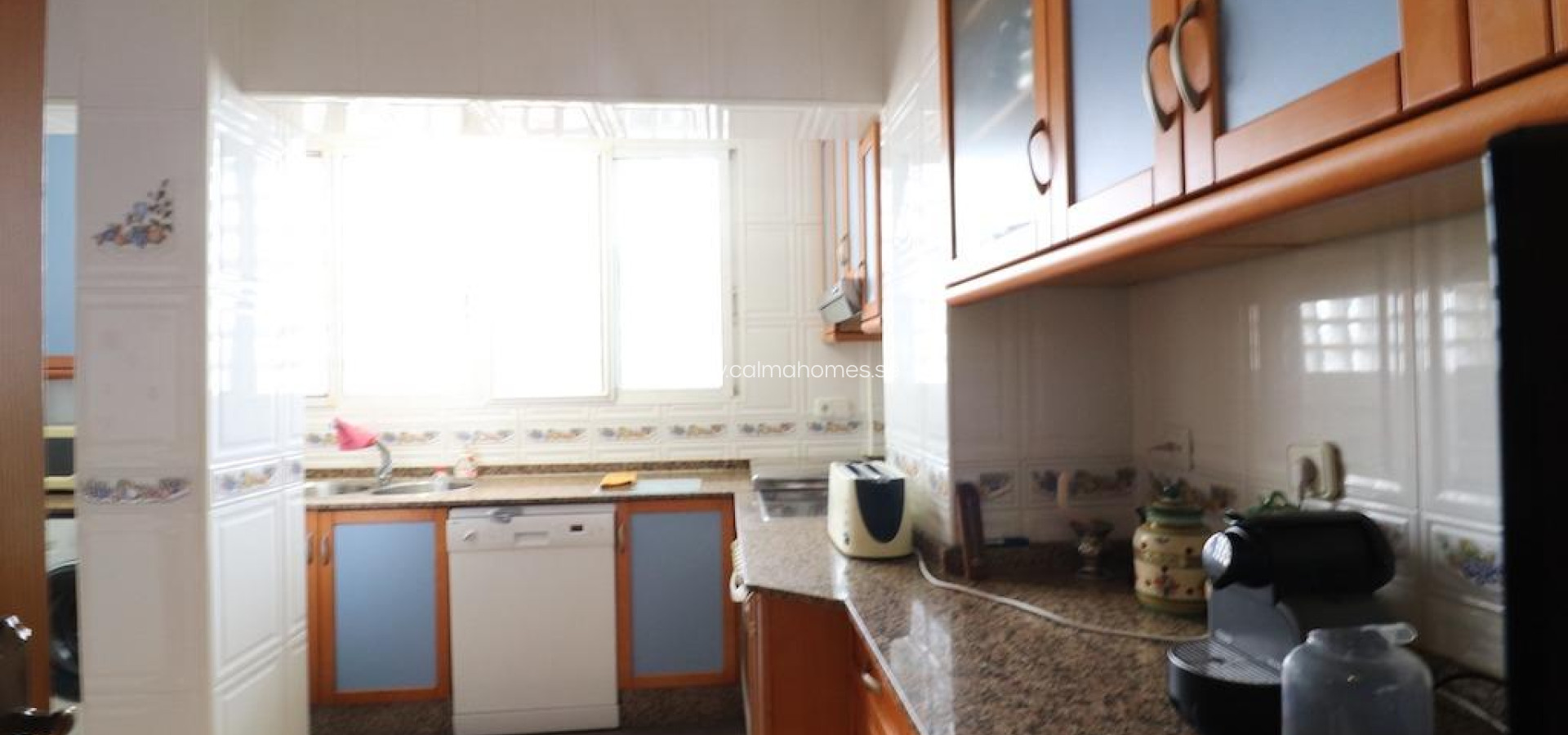 Resale - Apartment -
Torrevieja