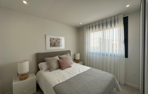 Resale - Bungalow -
Pilar de la Horadada