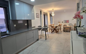 Alquiler a largo plazo - Apartment -
Torrevieja