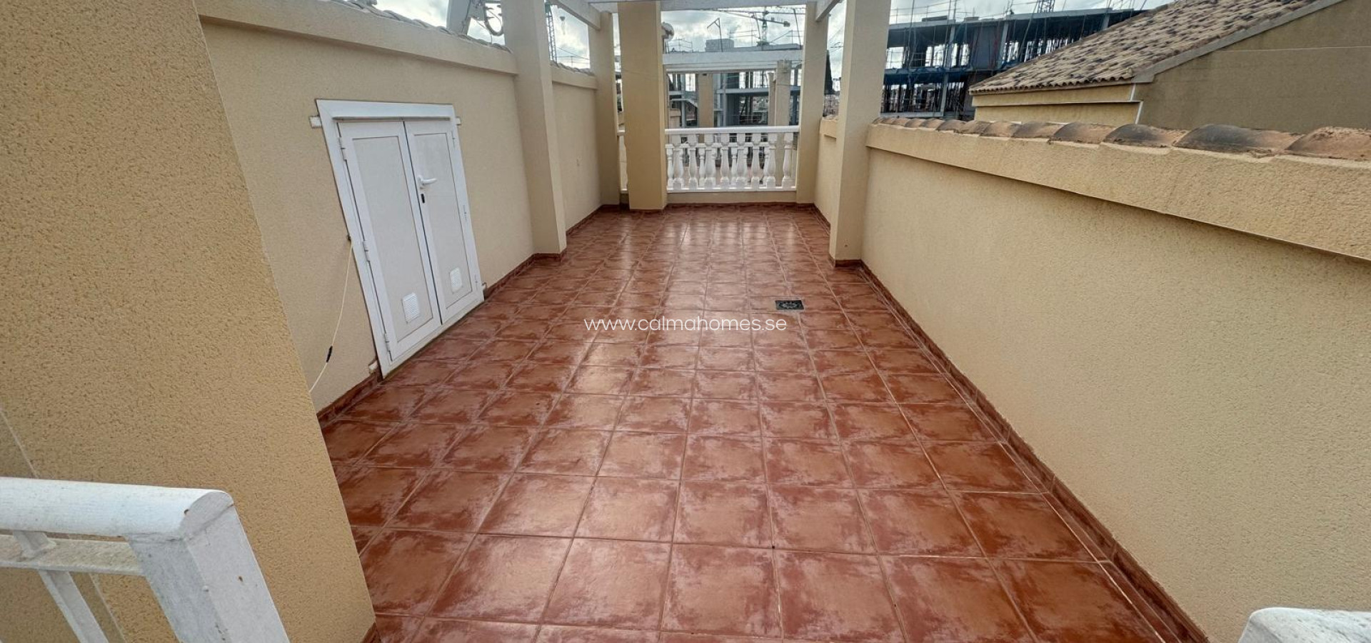 Venta - Villa -
Cobdar
