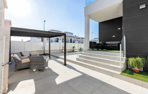 Venta - Villa -
Orihuela Costa