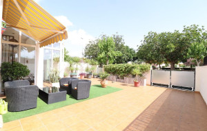 Venta - Terraced house -
Pilar de la Horadada