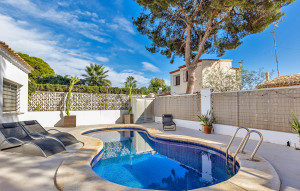 Venta - Villa -
Orihuela Costa
